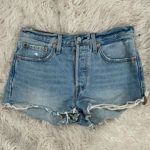 Levi’s 501 Cut Off Button Down Fly Short Women’s Size W27